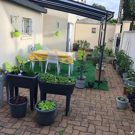 « Chez Annie » Acomodação com café da manhã Doué-la-Fontaine Exterior foto